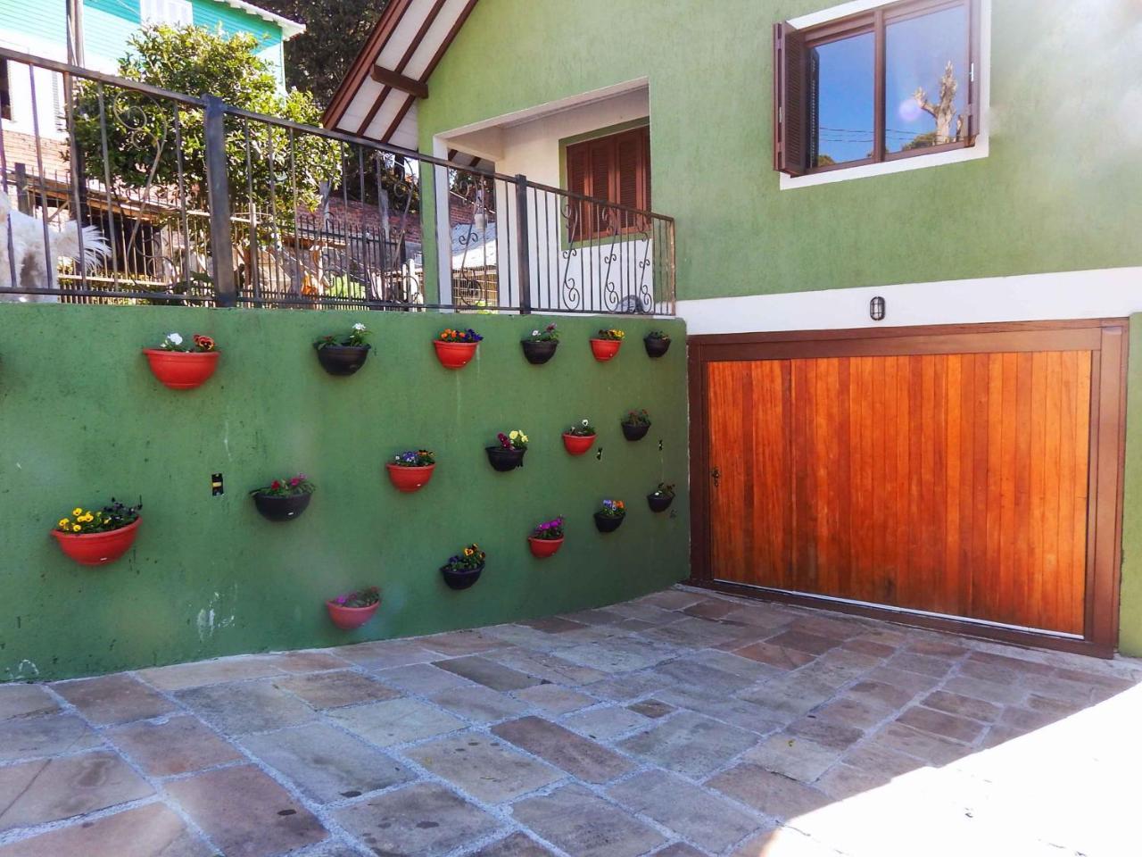 Gramado Suites Residence Possui 5 Quartos E 5 Banheiros Екстер'єр фото