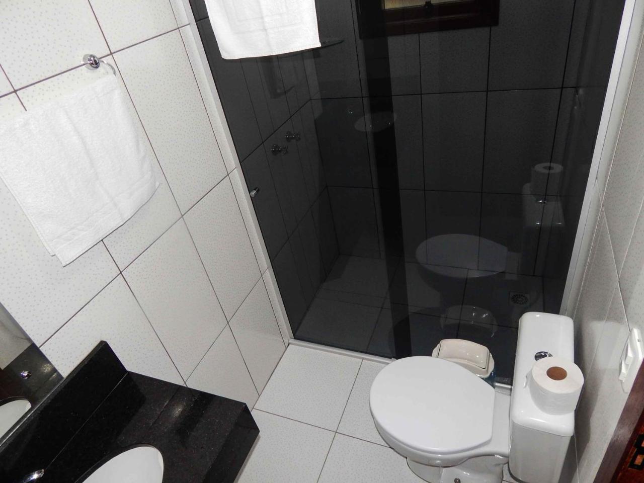Gramado Suites Residence Possui 5 Quartos E 5 Banheiros Екстер'єр фото
