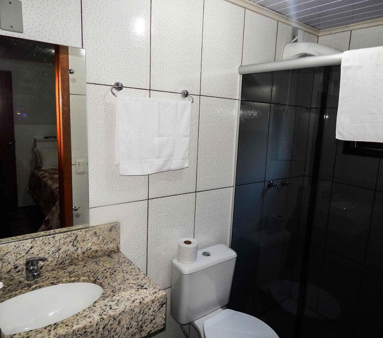 Gramado Suites Residence Possui 5 Quartos E 5 Banheiros Екстер'єр фото