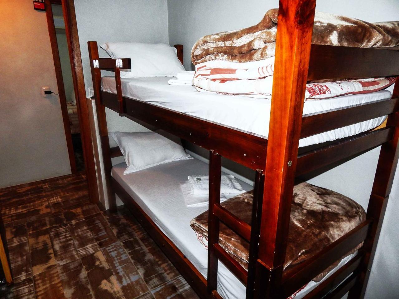 Gramado Suites Residence Possui 5 Quartos E 5 Banheiros Екстер'єр фото