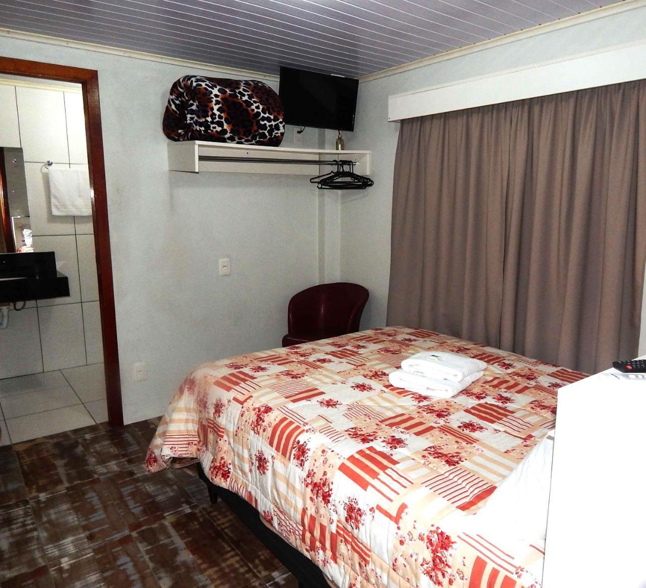 Gramado Suites Residence Possui 5 Quartos E 5 Banheiros Екстер'єр фото